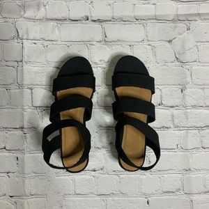Platform sandals
